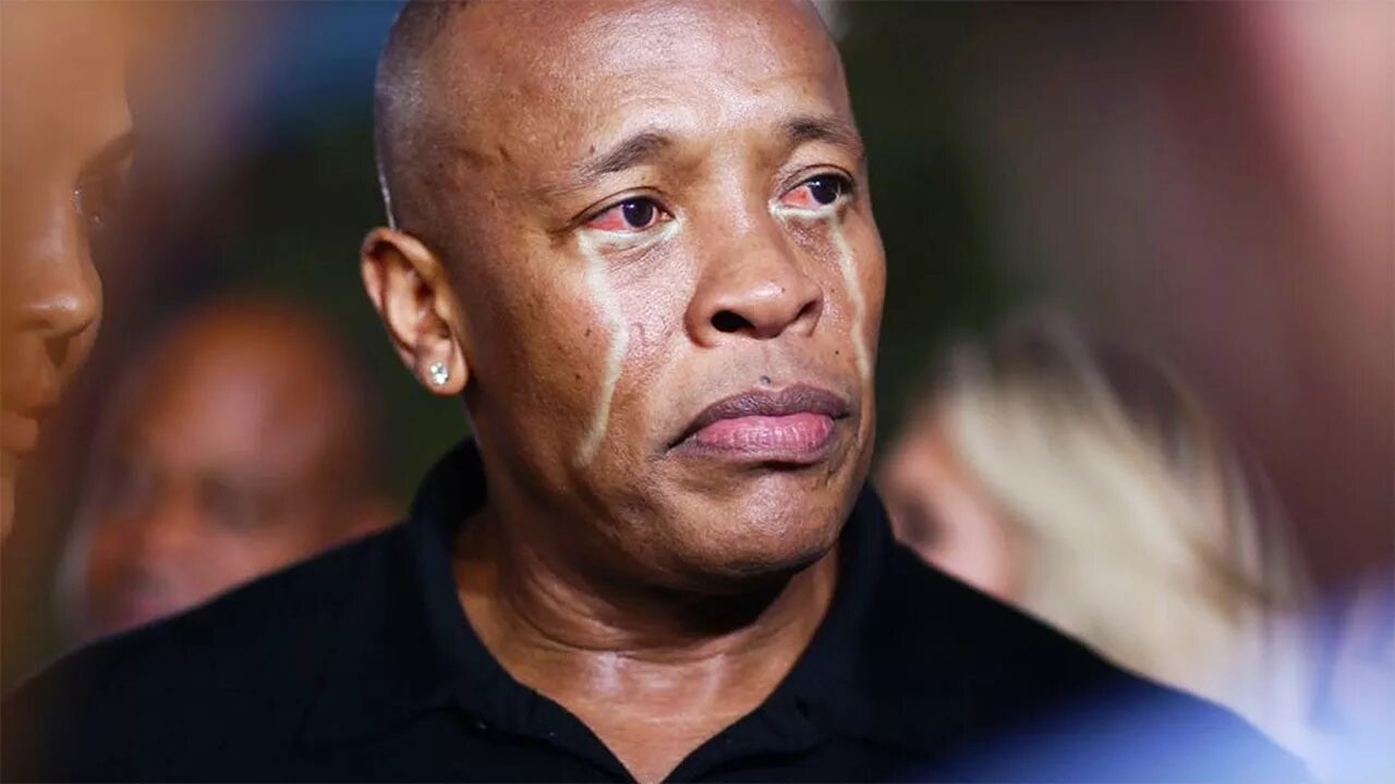 Рэпер доктор. Dr dre. андре янг-младший сын dr dre. dr. dre рэпер. доктор дре тело.