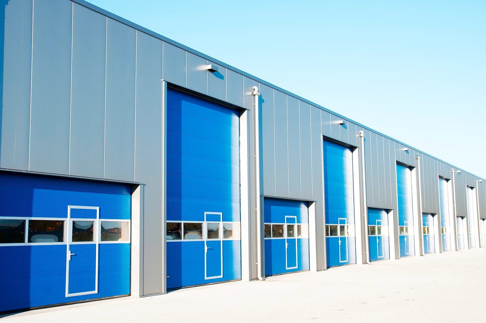 Здание из сэндвич панелей. Стеновые сэндвич панели промздание. Сэндвич панель angar. Лайт индастриал склады. Складское сооружение.