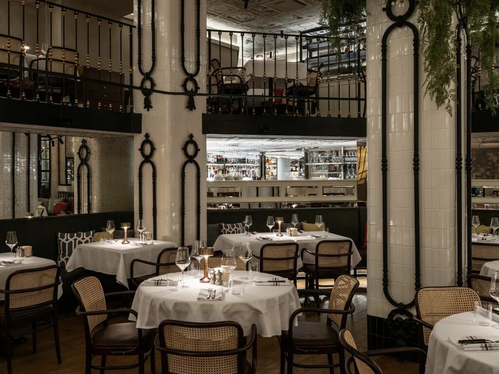 Грейс бистр. Грейс бистро москва ресторан. Грейс ресторан. Ресторан grace на патриарших прудах. Грейс ресторан.