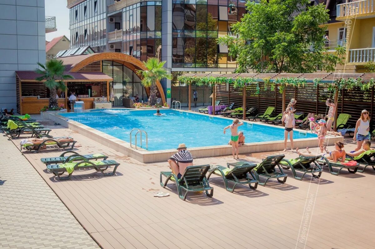 Экодом фэмили адлер. Экодом адлер отель. Экодом адлер, гк 3*. Ecodom adler hotel spa 3 россия адлер. Отель экодом адлер.