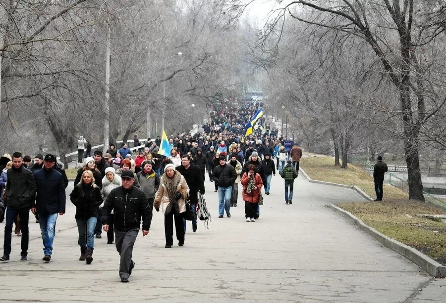 Днепропетровск украина сейчас. Днепропетровск 2014 митинг антимайдан. Днепропетровск захватили. Патриоты украины фото. Днепропетровск сегодня.