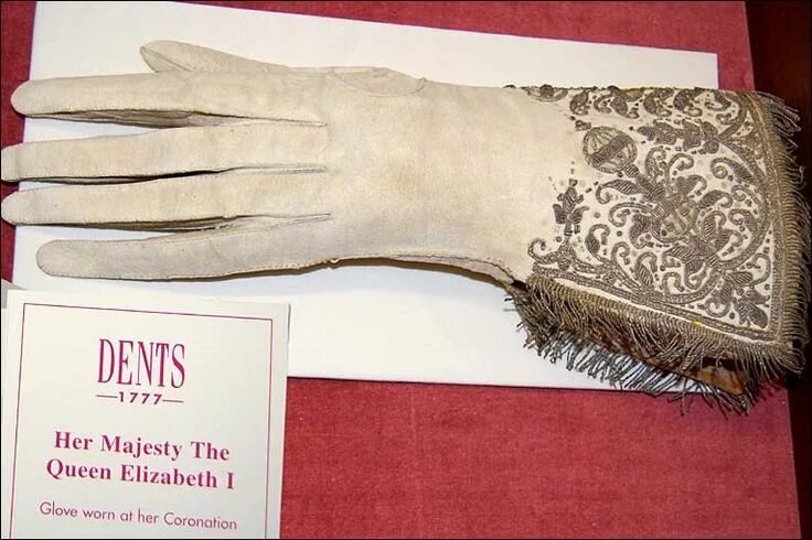 Queen Elizabeth's I gloves Elizabeth i, Tudor history, Queen elizabeth