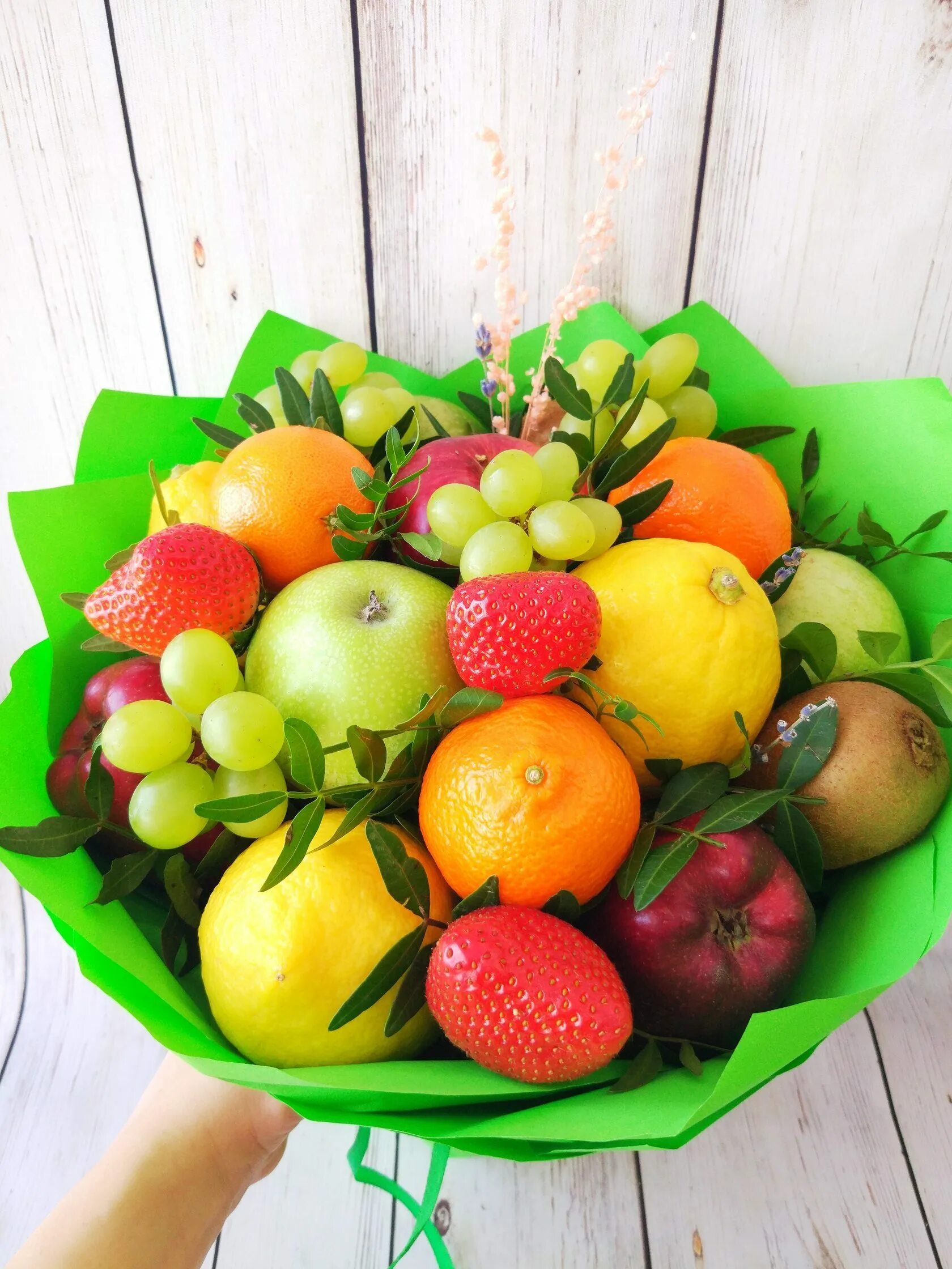 Купить букет из фруктов с доставкой