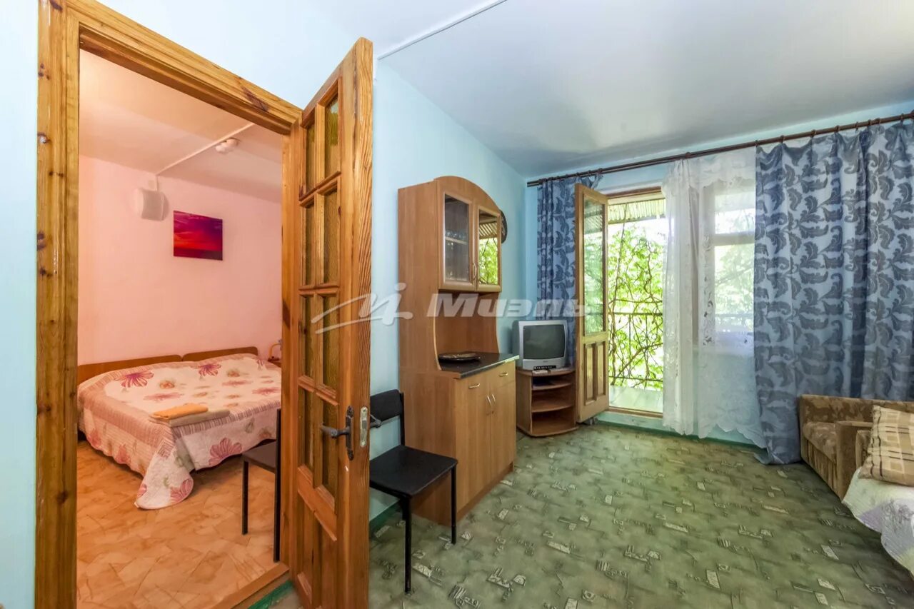 Коффит на адмиралтейской. М морская 14. Петро палас 5* санкт петербург. Гоголь малая морская ул. Ооо гелиос бар.
