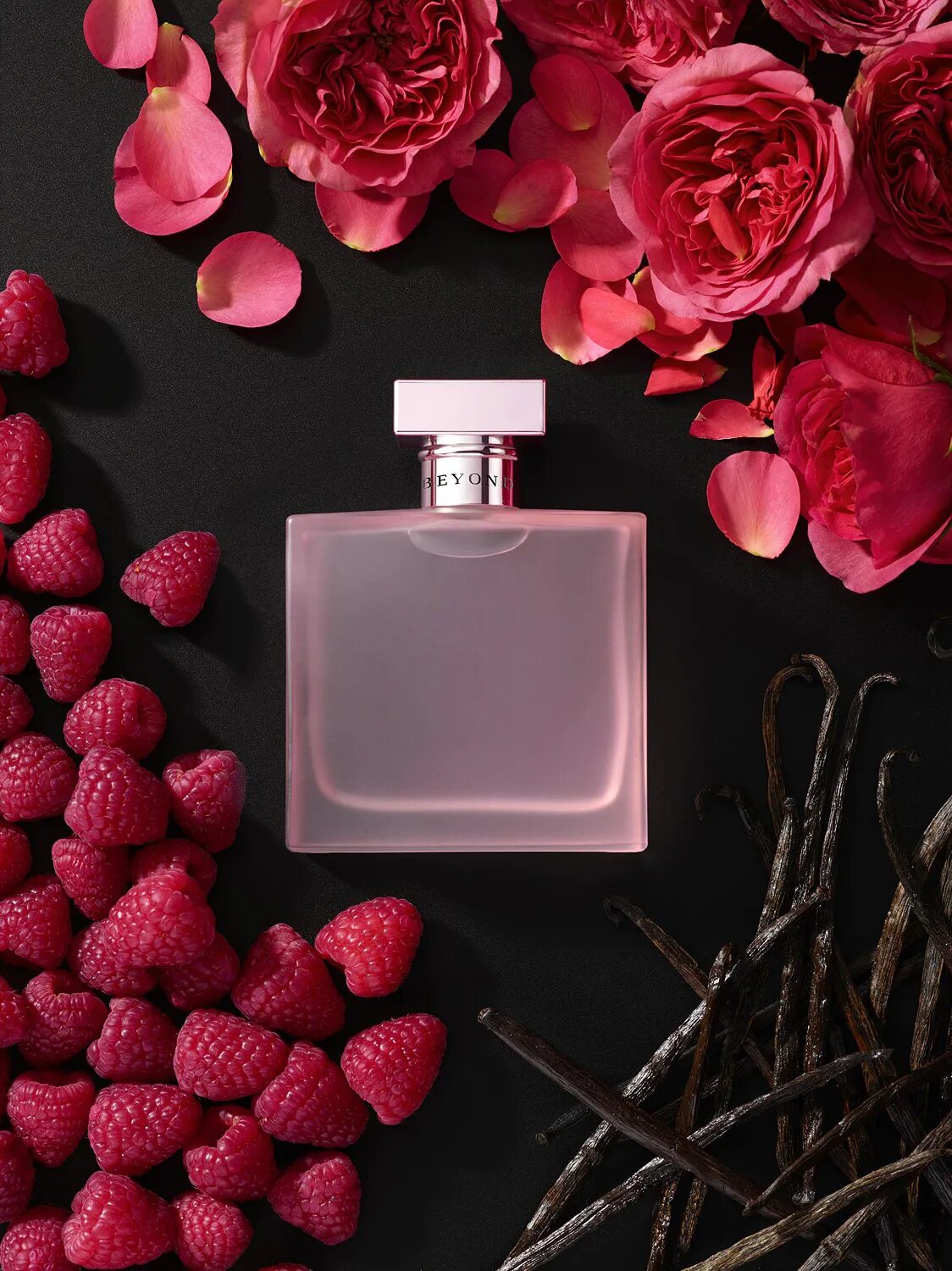 Ralph Lauren Beyond Romance. Ralph Lauren Romance духи красивые фотографии. Romance духи