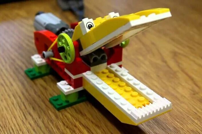 Что собрать из лего wedo без хаба "LEGO каникулы"