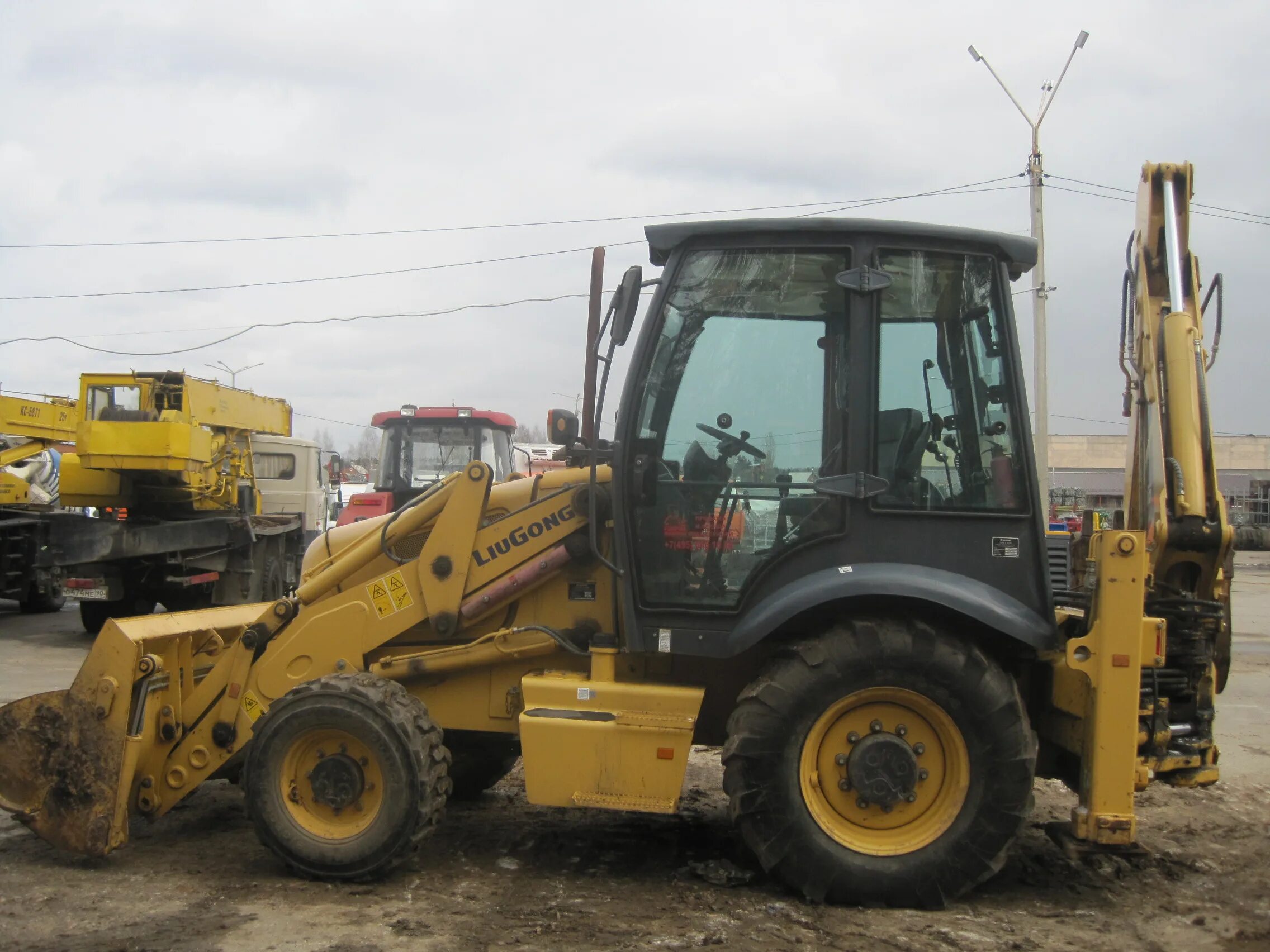 Экскаватор погрузчик liugong clg777a s. Экскаватор погрузчик 777 liugong. Экскаватор погрузчик 777 liugong. Экскаватор-погрузчик liugong 777a-s. Экскаватор погрузчик liugong clg777a s.