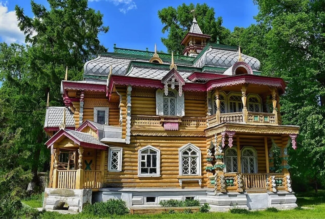 Терем бугрова володарск. Терем купца бугрова. Дом музей бугрова володарск. Володарск спб. Дача купца бугрова в володарске.