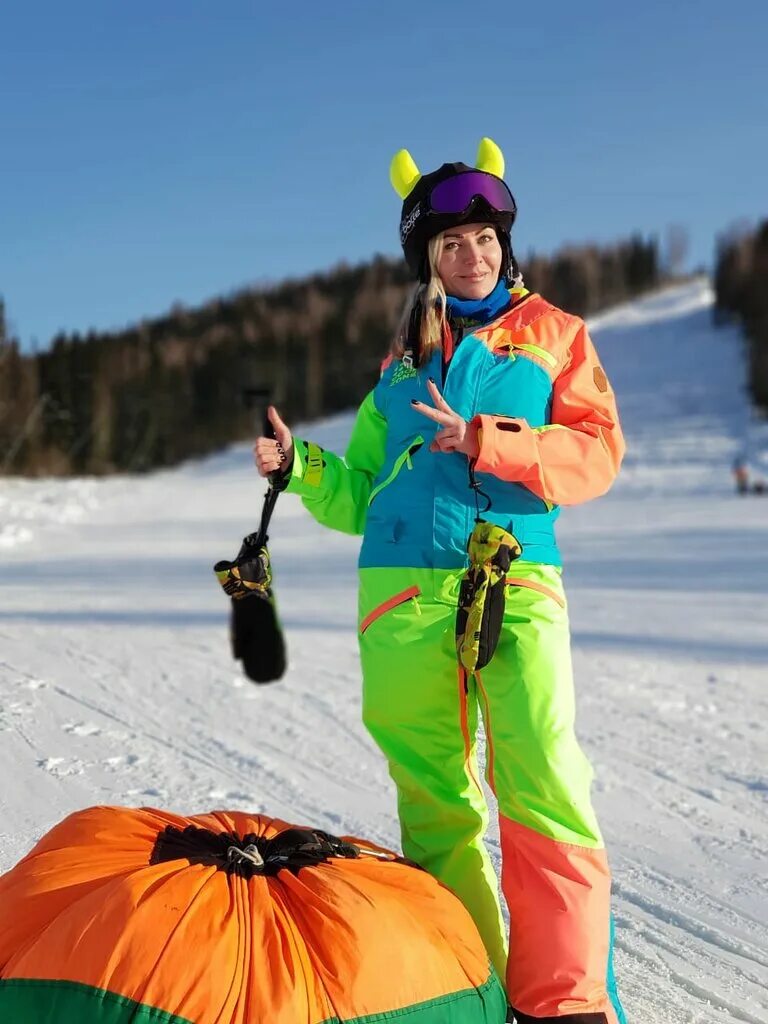 Лучший горнолыжный курорт. Солнечная долина инструкторы. Пгт шерегеш. Служба инструкторов. Горнолыжный инструктор.