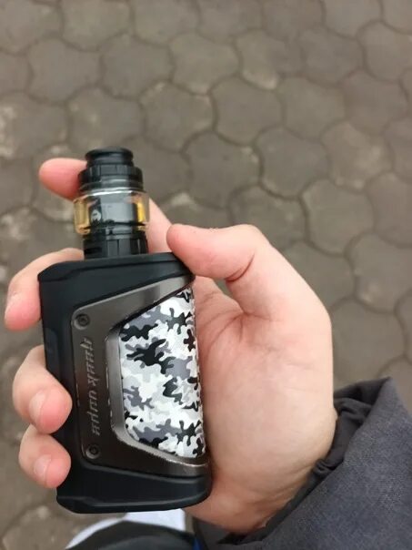 АЕГИС вейп 200w. Aegis Legend 200w в руке. АЕГИС X 200w Gunmetal Camo. АЕГИС Легаси вейп. Продам фулл