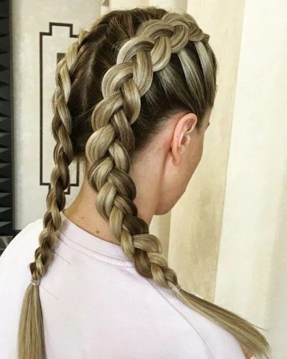 Заплела косички фото