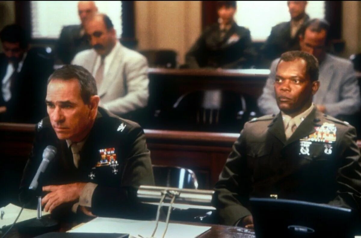 Томми ли джонс 2000. Правила боя 2000. Правила боя 2000 rules of engagement. Правила боя фильм 2000 самуэль. Правила боя фильм 2000.