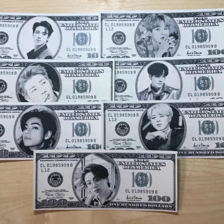 Деньги арми бтс. Бтс в доллары. Бтс деньги. Чимин улыбка. Чимин улыбается щенячьими глазками.