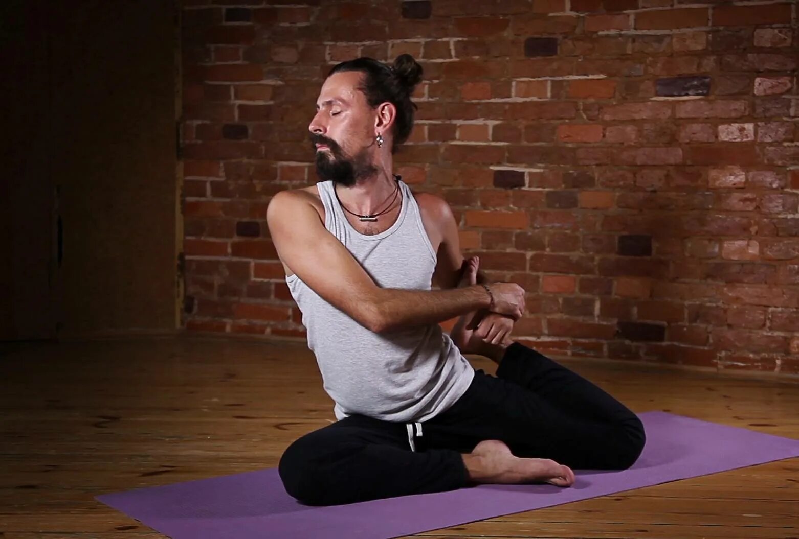 Преподавать йогу