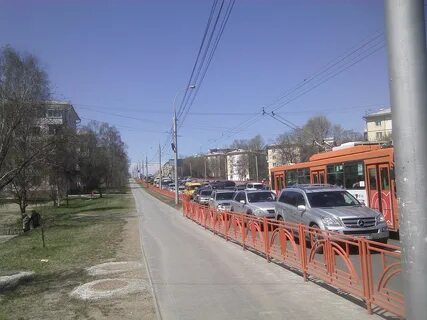 Когда в иркутске полдень в городе