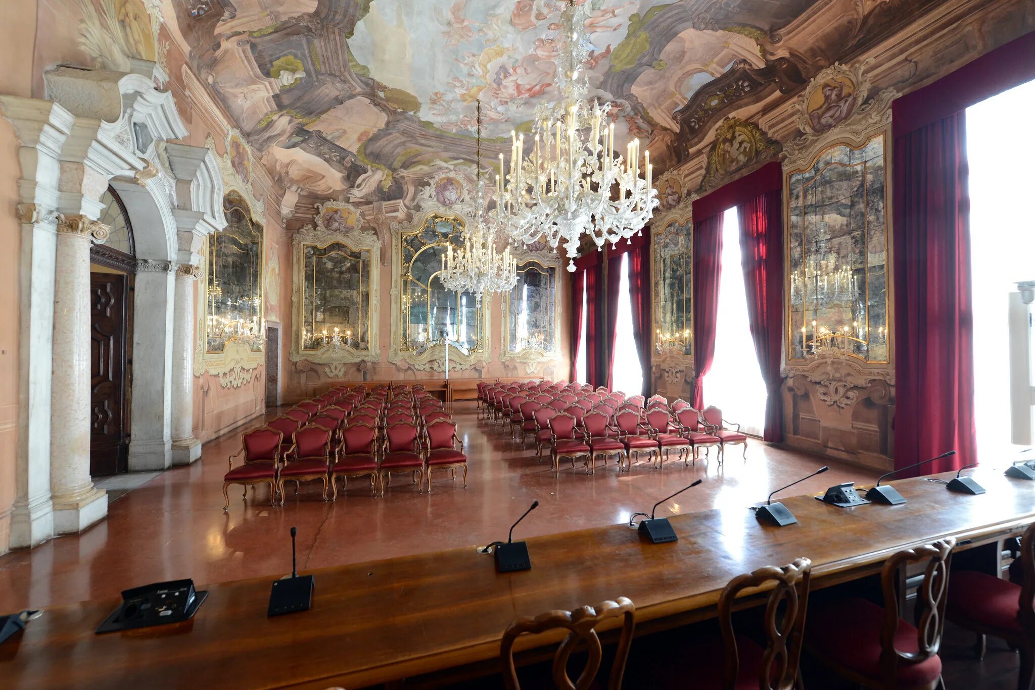 Палаццо фоскари. Ca' foscari университет венеции. Дворец фоскари в венеции. Университет ка фоскари (венеция) - university ca' foscari venezia. Палаццо дожа франческо фоскари.