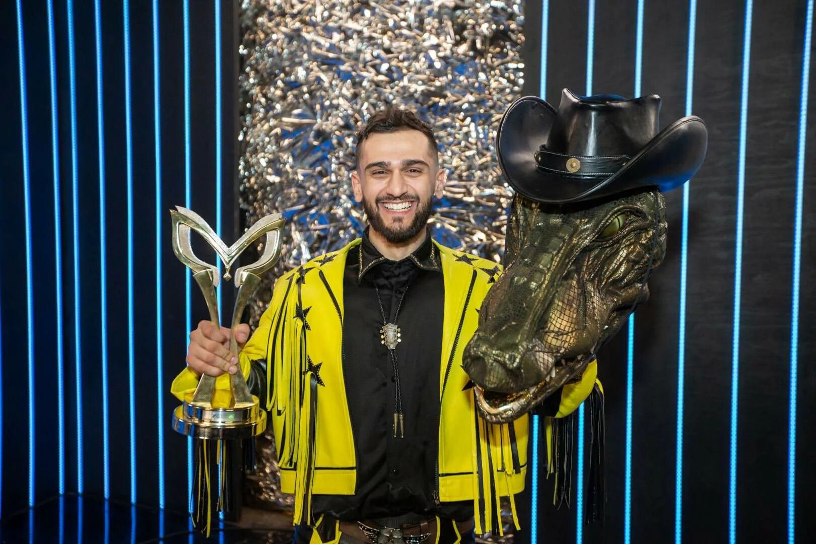 Какую маску открыли в шоу. Батрутдинов в жюри маска. Маска никиты преснякова в шоу маска. Какую маску открыли в шоу. Финал шоу маска 2022.