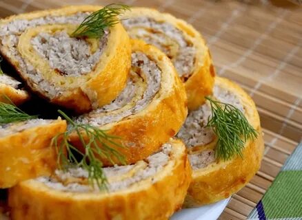 Куриный рулет из фарша