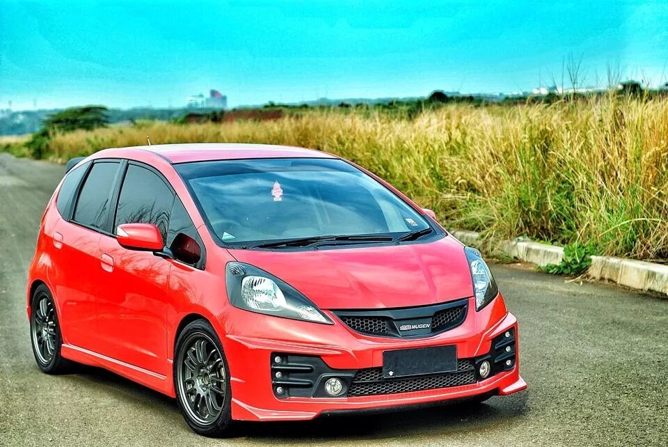 Mugen Honda Fit ge8. Honda Fit RS ge8. Хонда фит РС 2009. Honda Jazz ge8.