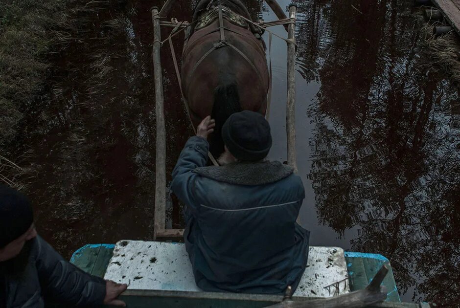 Притворился глухонемым в монастыре. Самый отдаленный мужской монастырь.