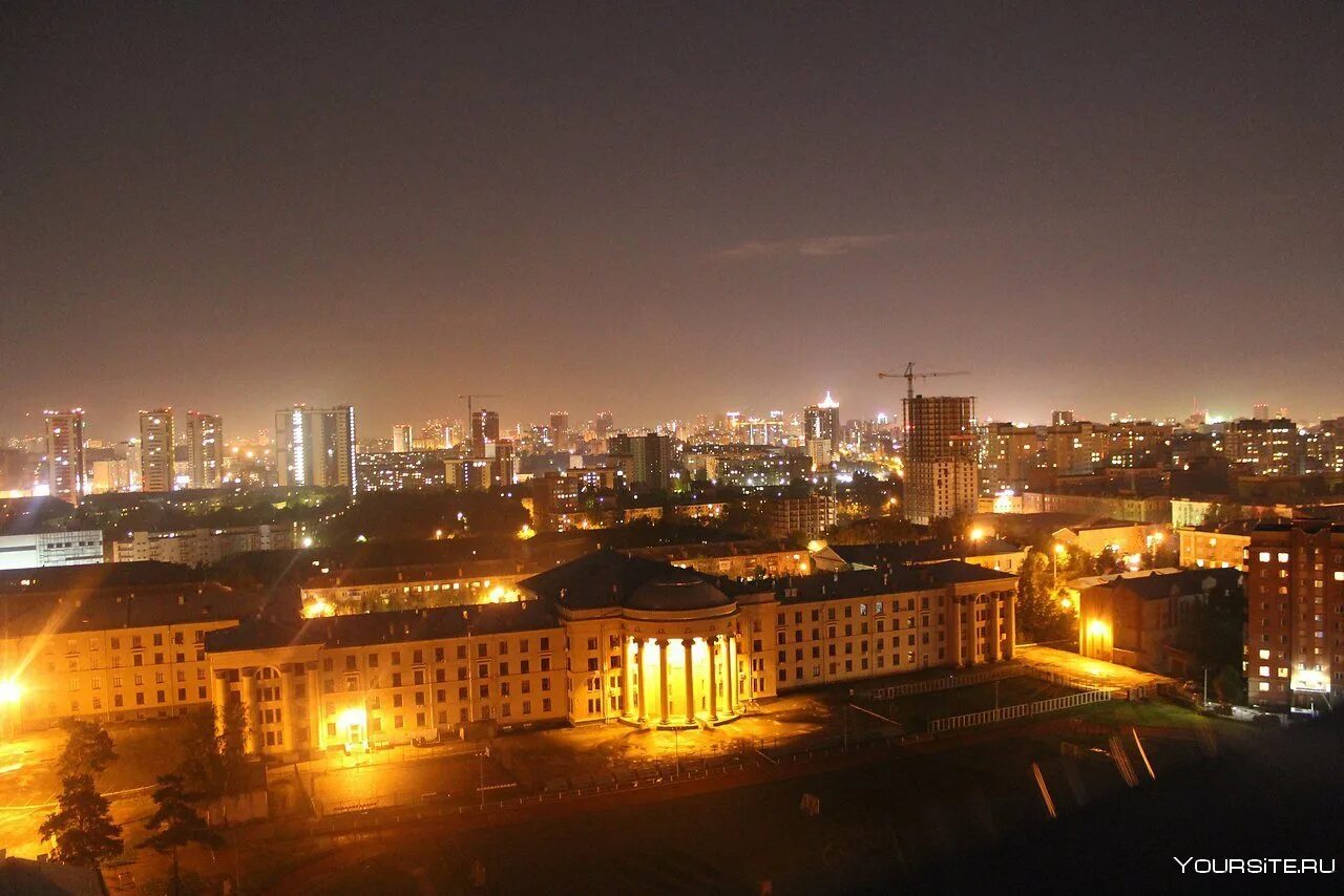 Ипподромская 8 новосибирск. Ипподромская магистраль новосибирск. Новосибирск город 2020. Ночной летний новосибирск. Фотография ипподромской магистрали в городе новосибирске.