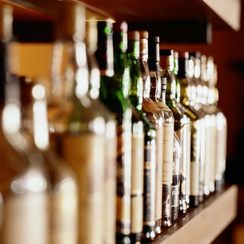 Алкогольный контроль. Незаконная реализация алкогольной продукции. Алкогольный контроль. Торговля алкогольной продукцией. Алкогольный рынок.