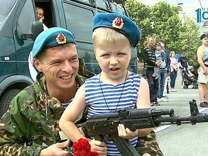 Голубые береты портрет