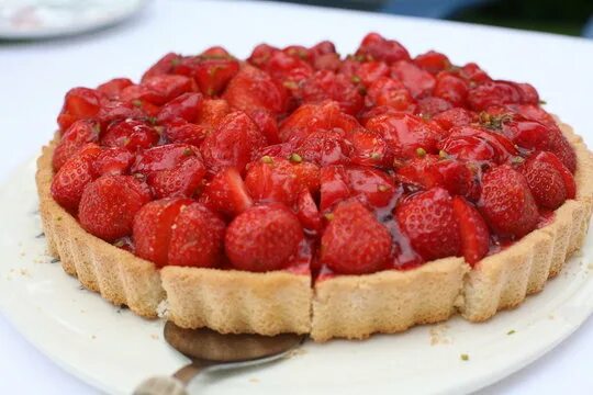 Пирог "КЛУБНИЧНОЕ ЧУДО" НЕОБЫЧНО вкусный и ПРОСТОЙ рецепт выпечки на десерт к ча