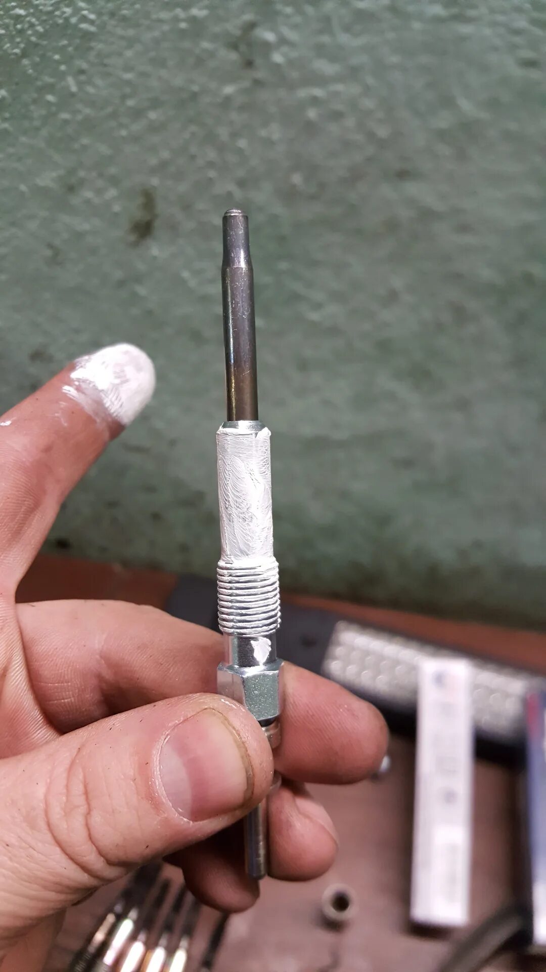 Как заменить свечи накала на. Свеча накала e101. свеча накала лдв максус. remington 34 cel свеча накала. слизало резьбу в гбц свечи накала om651.