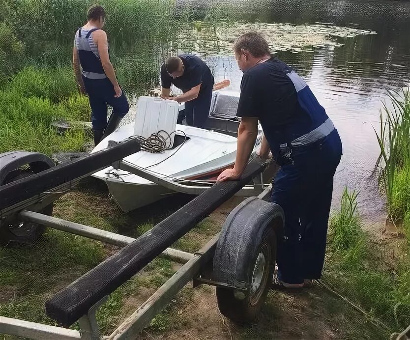 Кишлак я утонул в своей ванной текст. Утопленник в Смоленской области. Озеро Уварово. Деревня Спорово утопленники в озере Партизан.