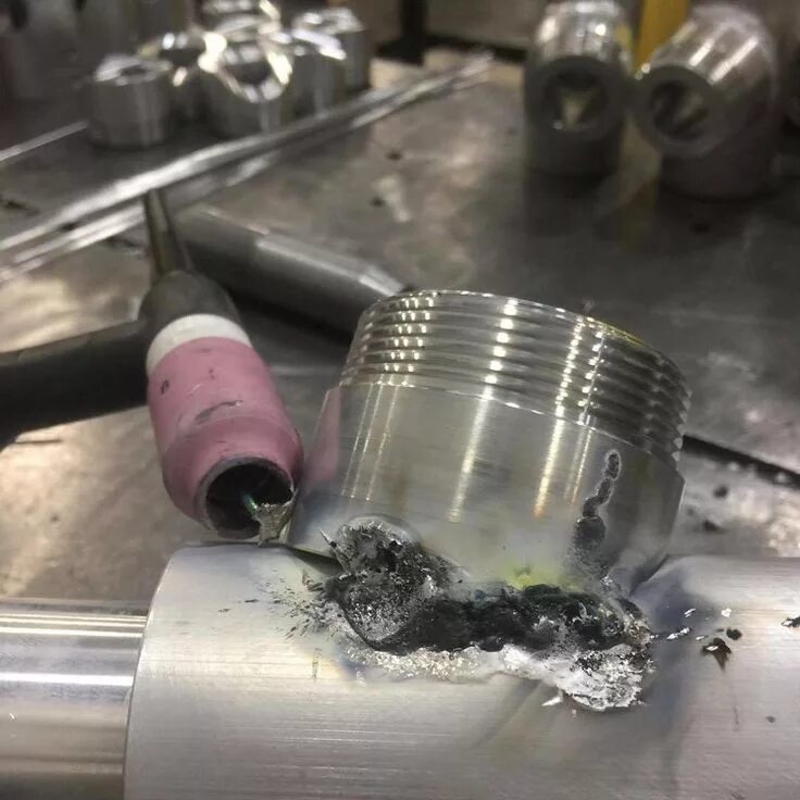 Tig работа. Холодная сварка tig. tig weld. импульсная холодная сварка tig. сварочный шов tig.