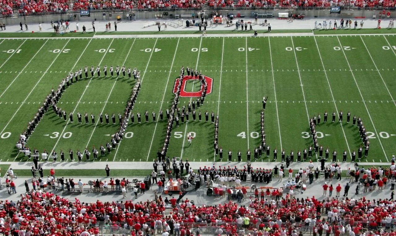 Буквы на стадионе. Стадион с буквой r. Зет буква стадион. Osu (Ohio State University – Columbus).. Из букв стадион