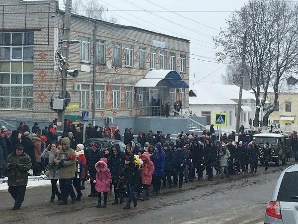 Сураж новости сегодня последние. Сураж митинг. Администрация суражского района брянской. Чп в сураже брянской области. Сураж брянская область день города.