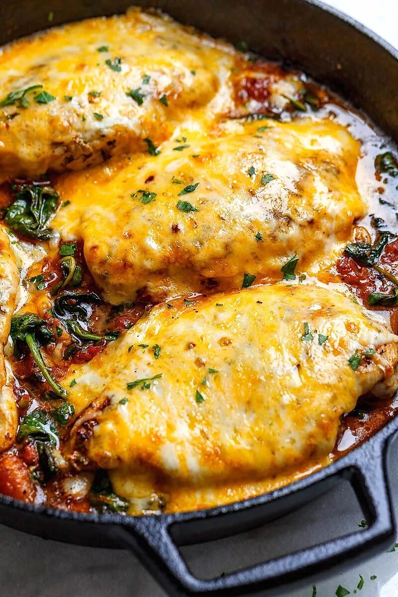 Горячее в духовке быстро. Второе блюдо. вкусные блюда. горячее блюдо. блюда из курицы.