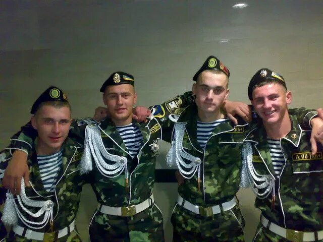 Х дембель. Тельняшка осназ гру. дембелька рэб войск. дембельская форма. дембельская форма морской пехоты.