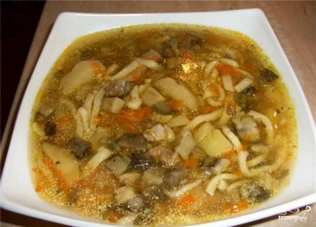 Вкусный суп с вешенками рецепт. Суп с вешенками. Суп из вешенок. Суп из вешенок с картошкой. Суп с вешенками домашний.