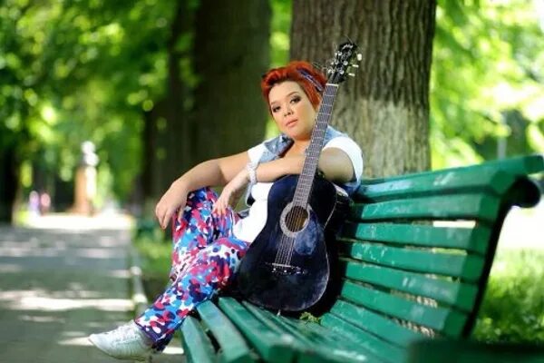 Салтанат Аширова. Певица Салтанат Аширова. Салтанат Аширова певица Кыргызстан, био.