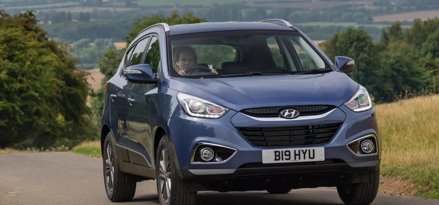 Hyundai ix35 год выпуска. Hyundai ix35 2012. Hyundai ix35, 2013 белый. Hyundai ix35 2012. Hyundai ix35 2012.