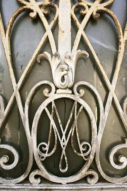 Ателье художественного литья кардеева. М ковки. Кованые ворота для завода. Ателье художественного литья кардеева. Кочерги, совки, дровницы.