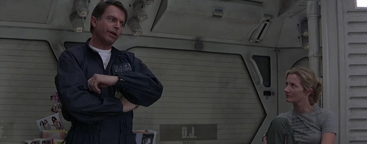 События 1997. Сквозь горизонт  event horizon (1997). джоэли ричардсон сквозь горизонт.