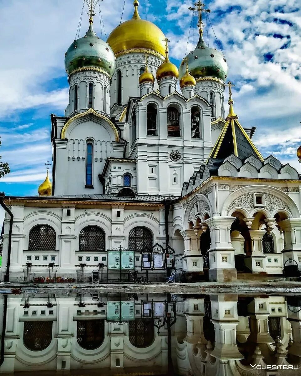 «Православные храмы и монастыри» нижный Новгород. Московский монастыри Лавра. Христианский храм в Москве.