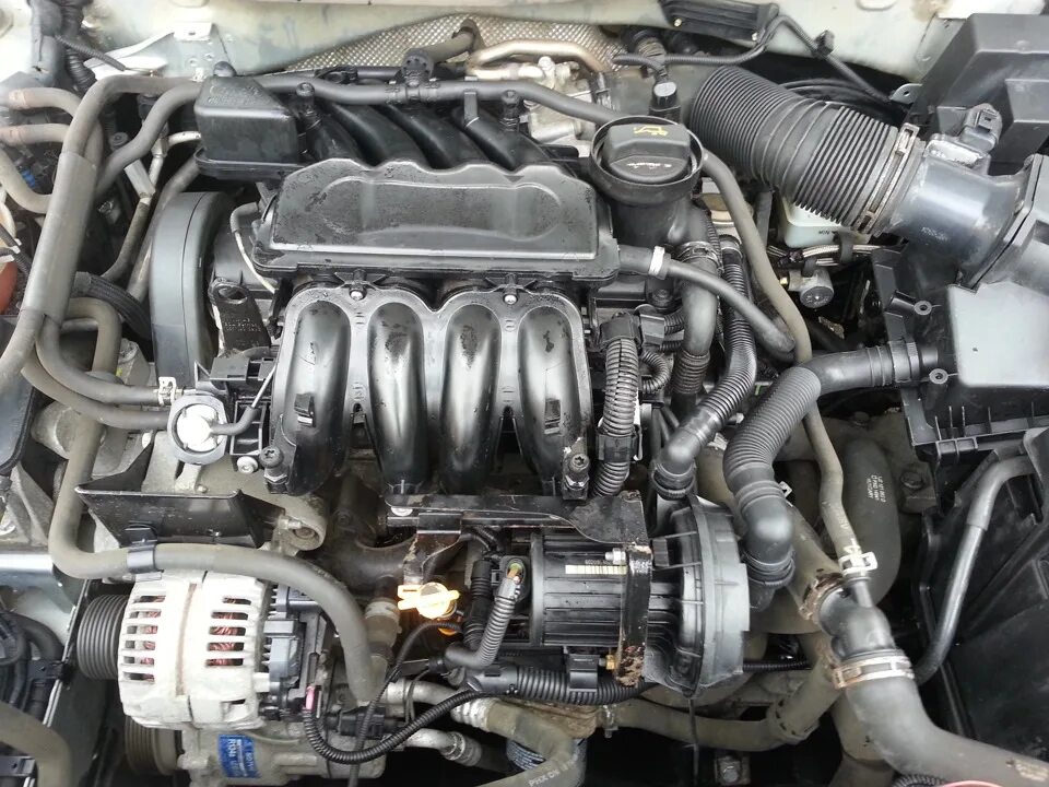Skoda Octavia Tour 1.6 BFQ двигатель. BFQ 1.6 двигатель.