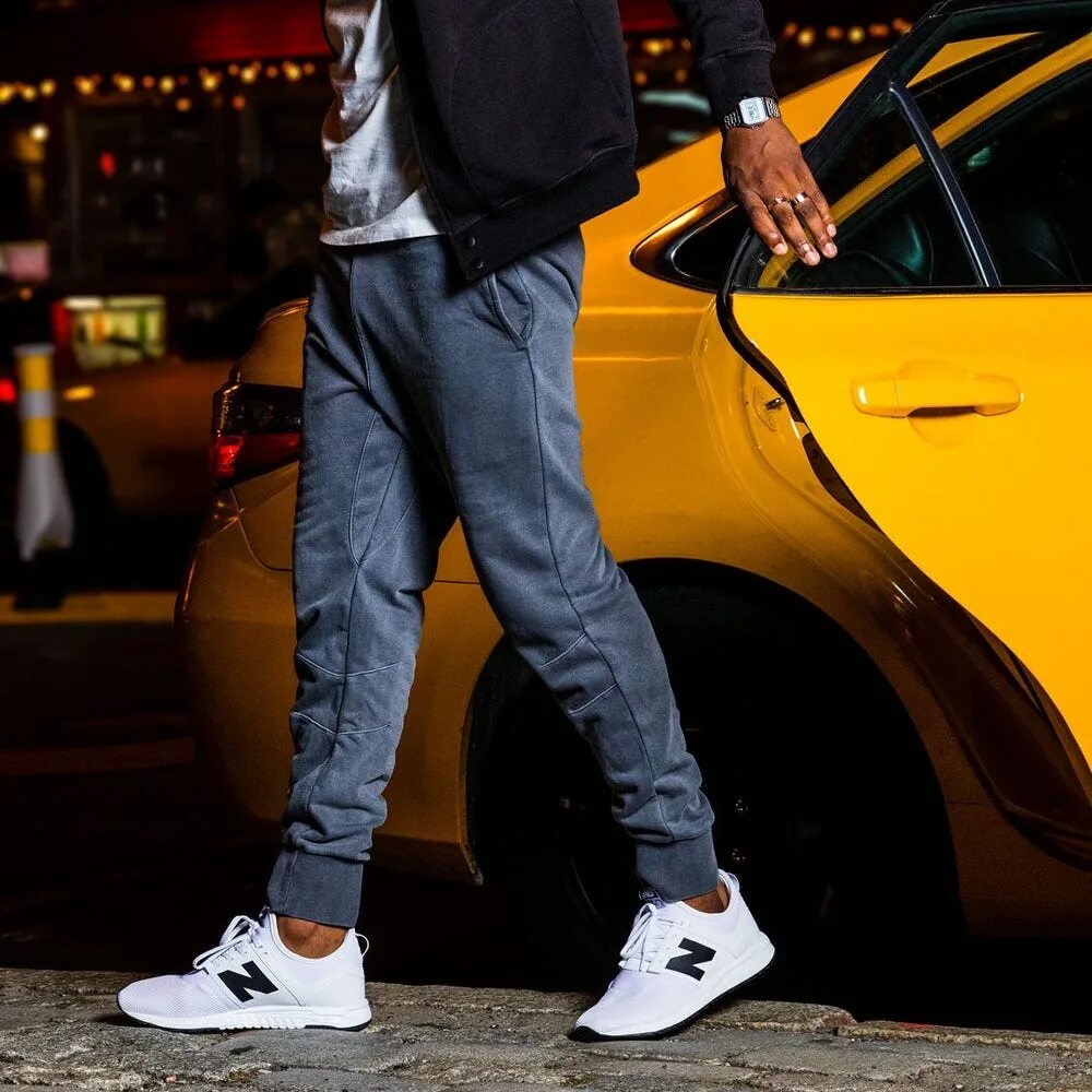 Как выбрать хорошие кроссовки. Lifestyle running sneakers. New balance 990 v1 version1. Shoes lifestyle. New balance 764.