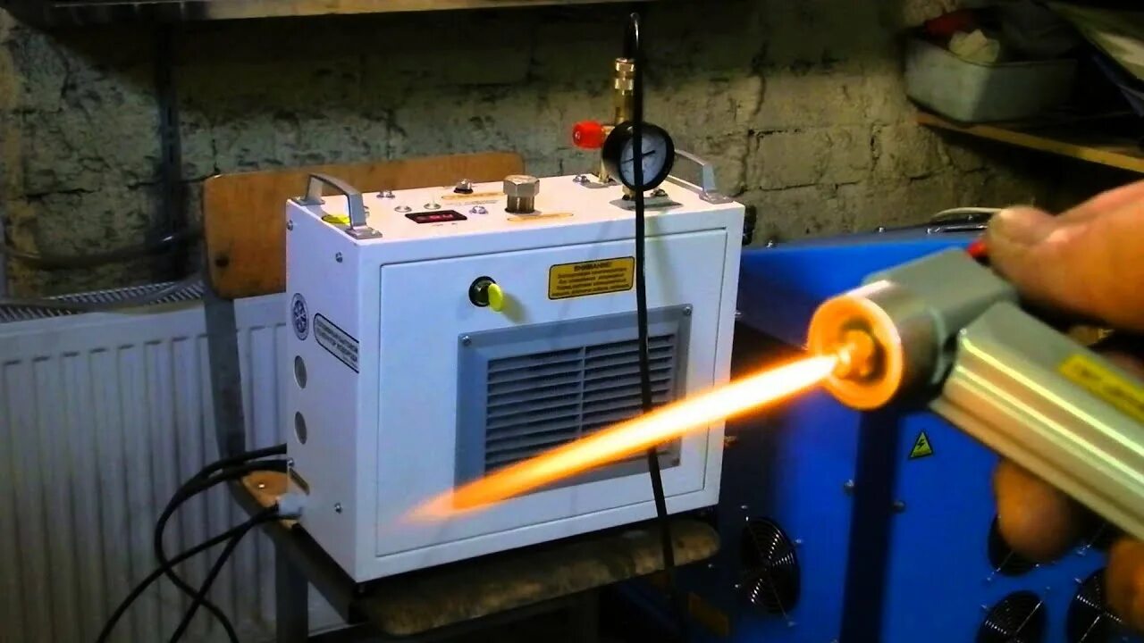 Атомно водородная сварка. Водородные газосварочные аппараты. Как сварить под вик. Кислородно водородная горелка. Сварка трубы толщиной 2мм.