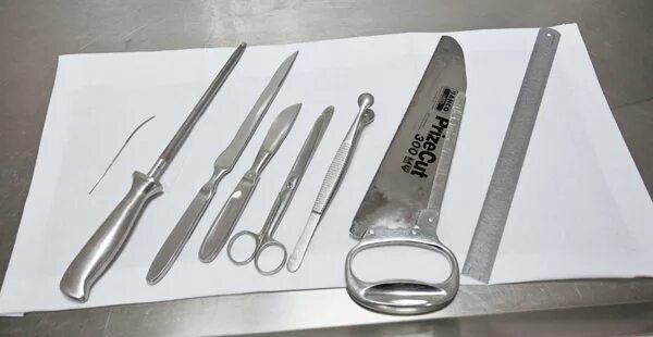 секционный набор инструментов для патологоанатома. набор секционный ту 64-1-687-78. инструменты патологоанатома. рм 40 нож патологоанатомический. секционный набор судмедэксперта.
