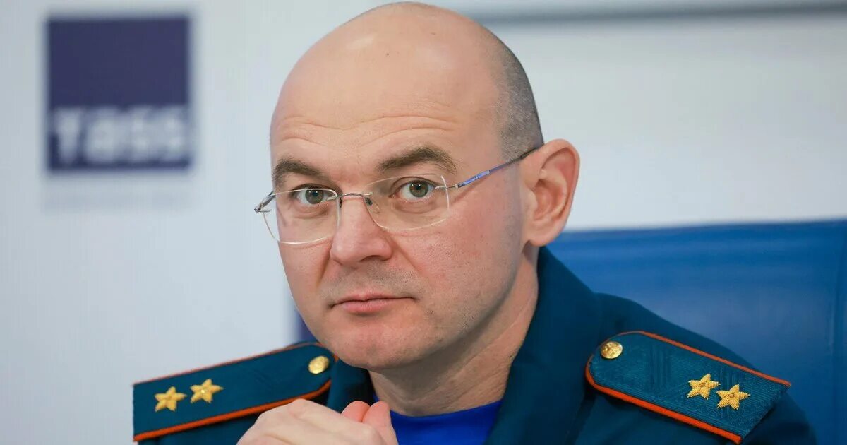 Директор департамента надзорной деятельности мчс. 360 истра. Директор департамента надзорной деятельности мчс. Уволят из мчс. Еникеев мчс.