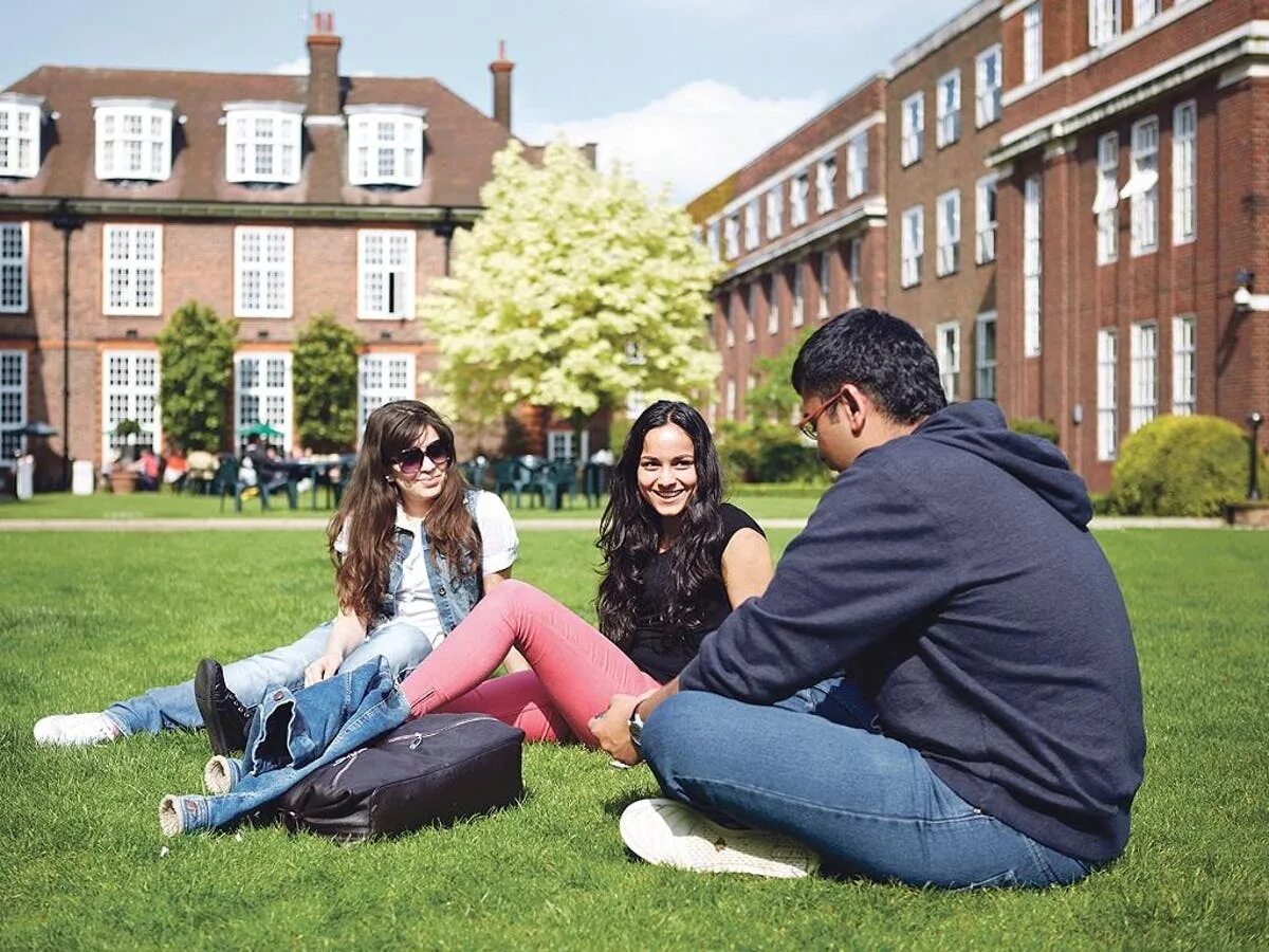How do you get to university