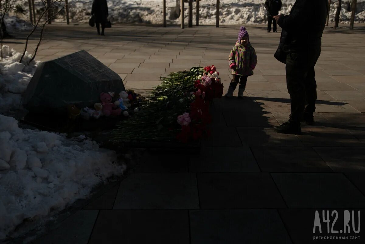 Год трагедии зимняя вишня. Зимняя вишня пожар. 5 Лет трагедии в зимней вишне.