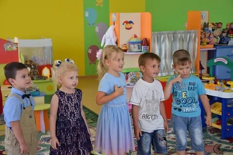 День открылся на заре