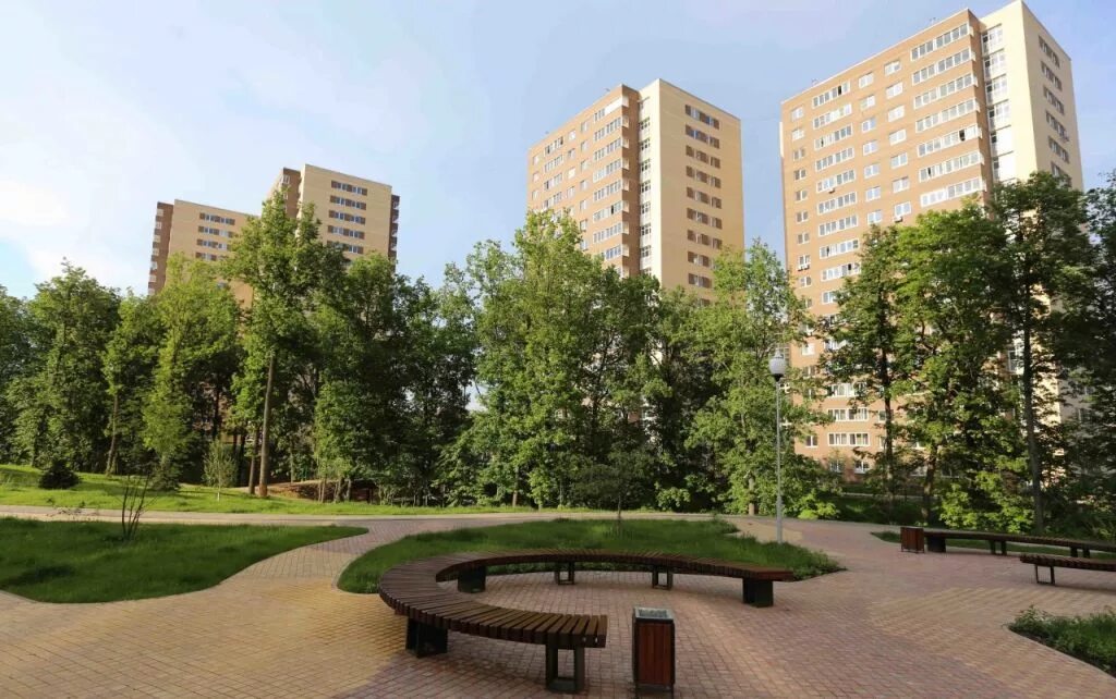 Кафе в скандинавии коммунарка. Поселок сосенское коммунарка дом 3. Москва пос коммунарка ул бачуринская новая звезда. Поселок коммунарка московская область. Лазурная 3 коммунарка.